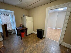 Building Photo - 19 Enon Wy