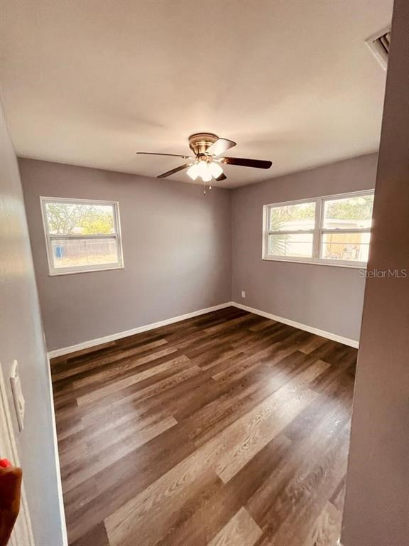 Foto del edificio - 517 73rd Ave N