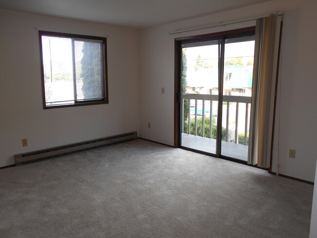 Foto del edificio - Pre-Leasing! Check out this 2 bedroom, 1 b...