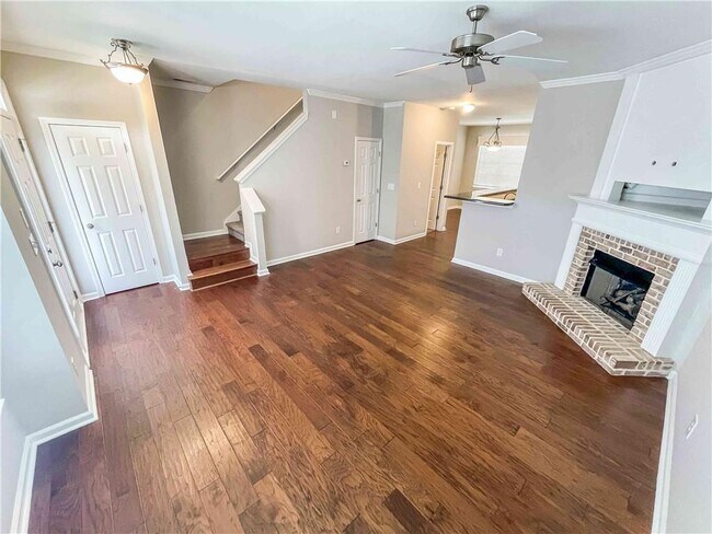 Foto del edificio - 4682 Liberty Square Dr