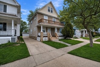 Building Photo - 3100 Montclair Ave
