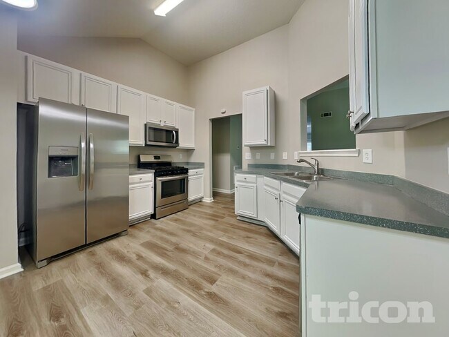 Building Photo - 4615 Derby Loop