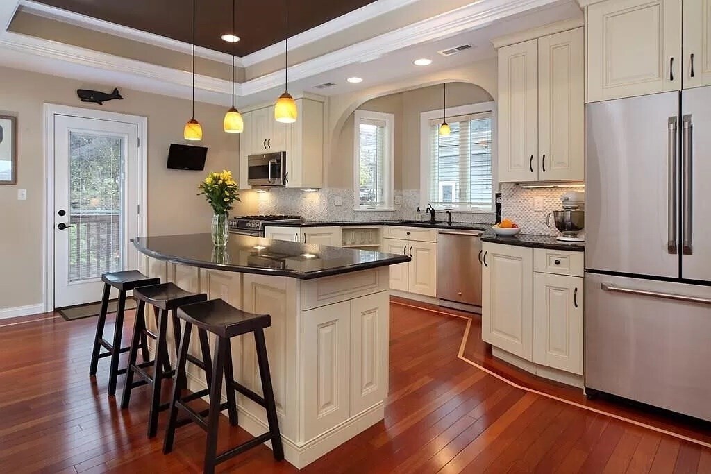 Foto principal - 770 E 4th St