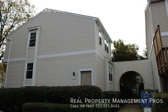 Building Photo - 10343 Annaberg Ct