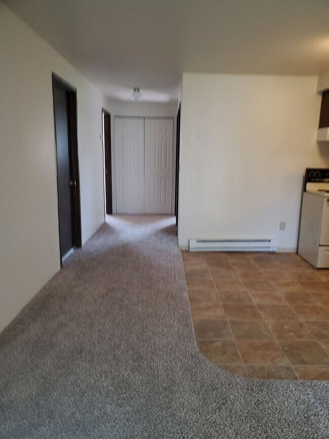 Foto del edificio - 2 Bedroom 1 Bath Duplex