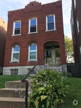 Building Photo - 3884 Juniata St