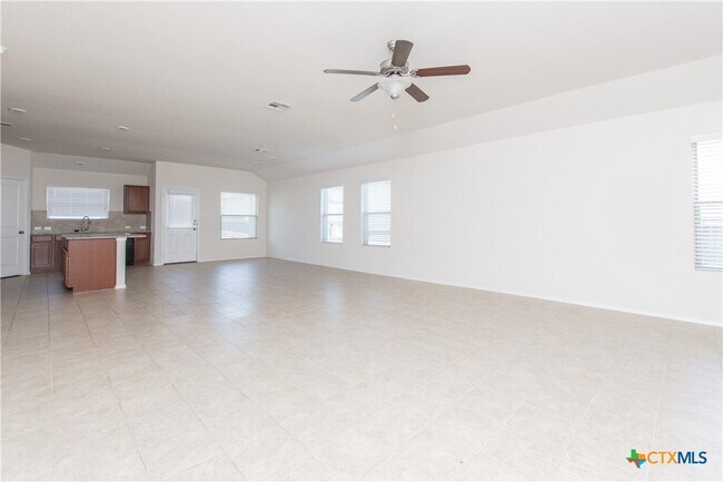 Building Photo - 3903 Endicott Dr
