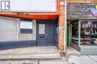 Building Photo - 1046 Bathurst St