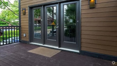 Building Photo - 1526 Asbury Pl