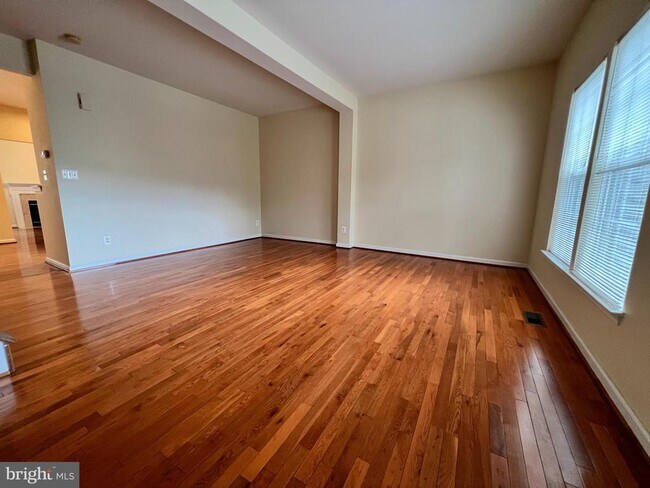 Foto del edificio - 10168 Elgin Way