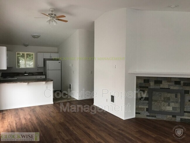 Building Photo - 9709 11th Ave Ct E