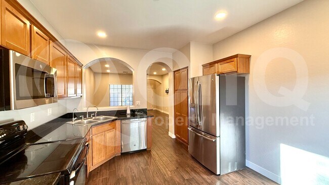 Foto del edificio - 3057 S Eugene