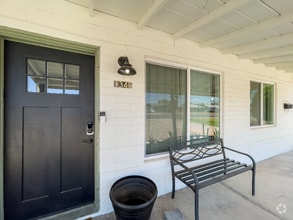 Building Photo - 1349 E Osborn Rd