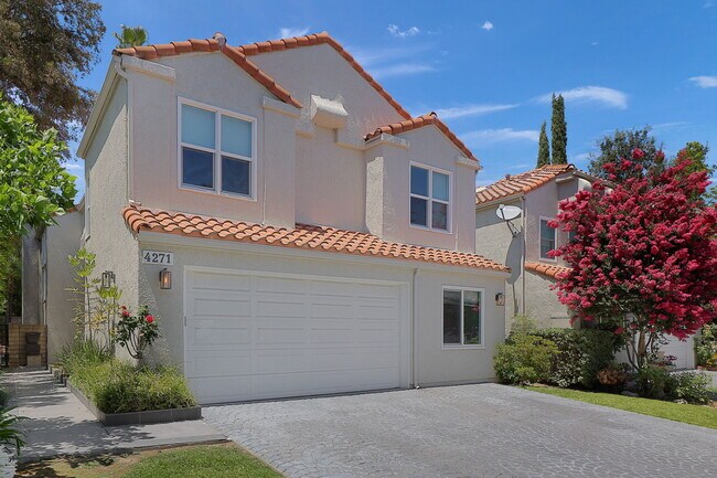 Building Photo - 4271 Park Paloma