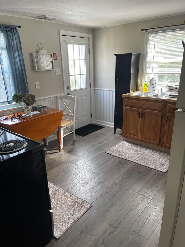 Foto del edificio - 779 Southbridge St