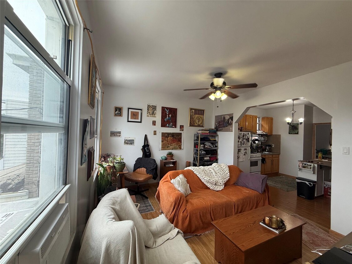 Primary Photo - 58-31 71st St