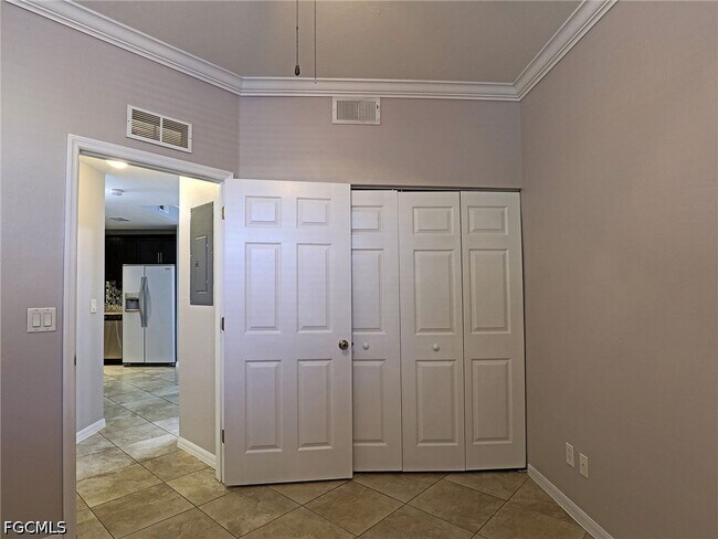 Building Photo - 4191 Bellasol Cir