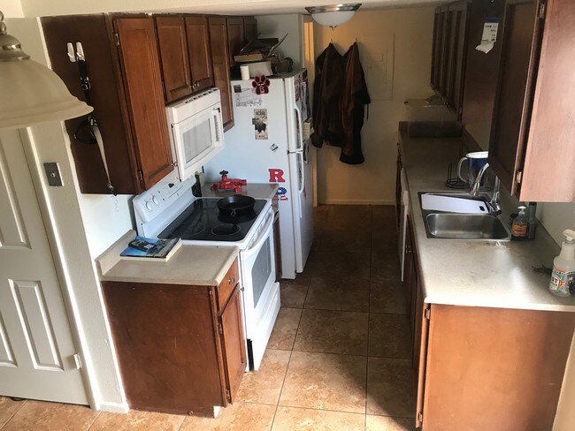 Kitchen - 7486 S 1000 E