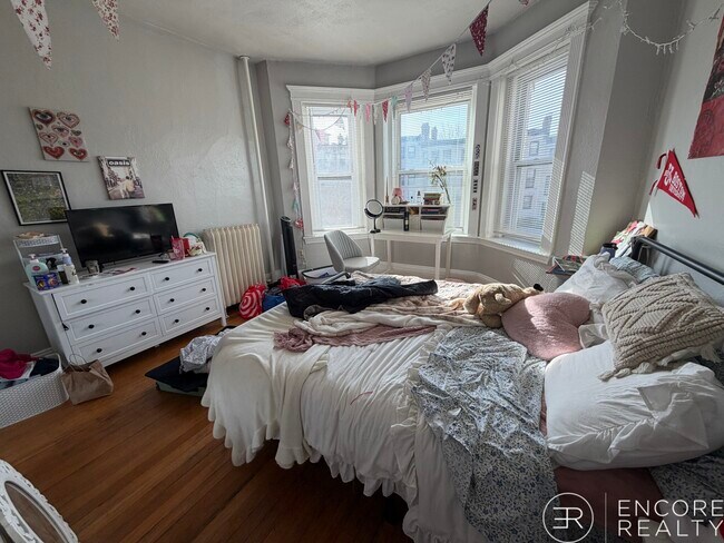 Foto del edificio - 463 Park Dr