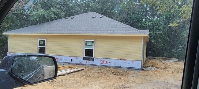 Foto del edificio - 15633 Sycamore Dr