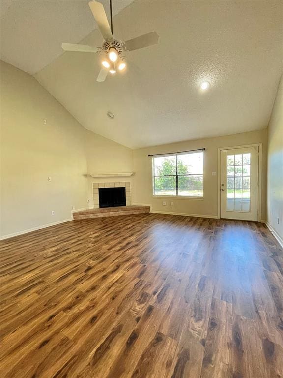 Building Photo - 121 Bumelia St