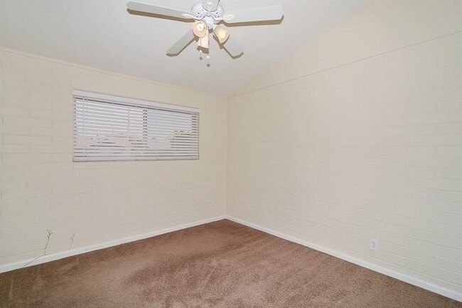 Building Photo - 3812 W Butler Dr