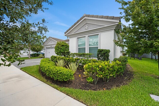 Foto del edificio - 15934 Whippoorwill Cir