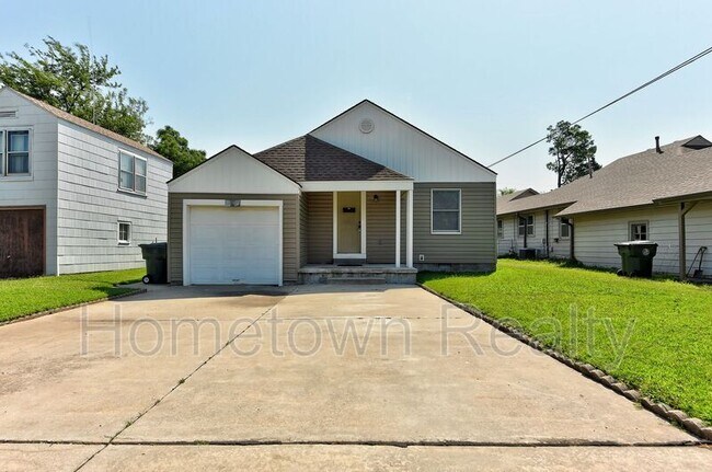 Building Photo - 305 W Rickenbacker Dr