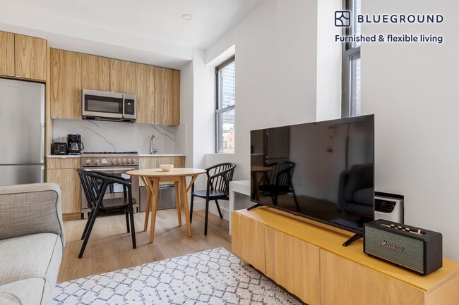 Foto del edificio - 138 E 38th St