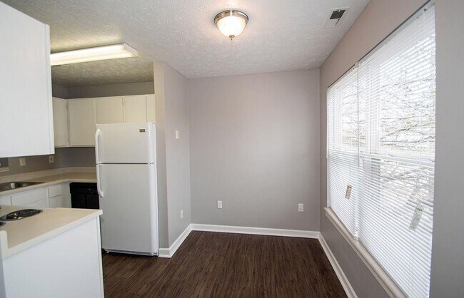Foto del edificio - 506 E 38th St