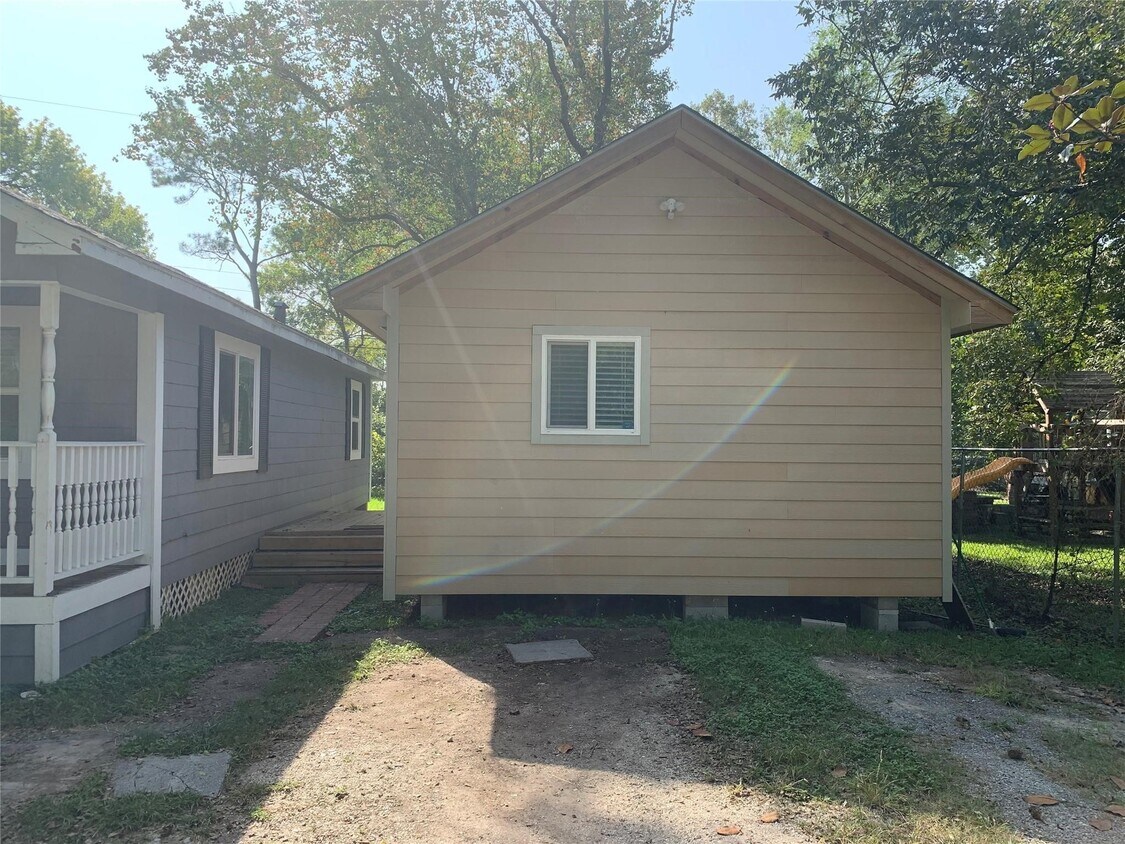 Foto del edificio - 5924 Morningdale St