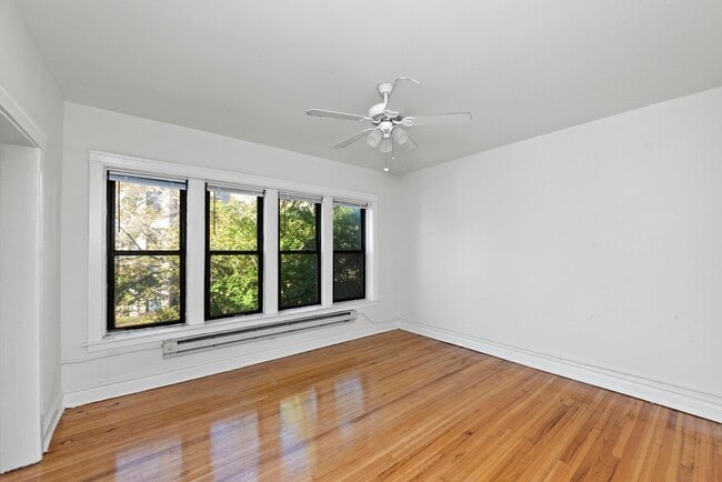 Foto del edificio - 3824 N Fremont St