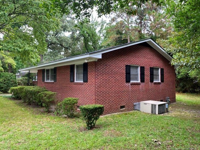 Building Photo - 304 Courtland St