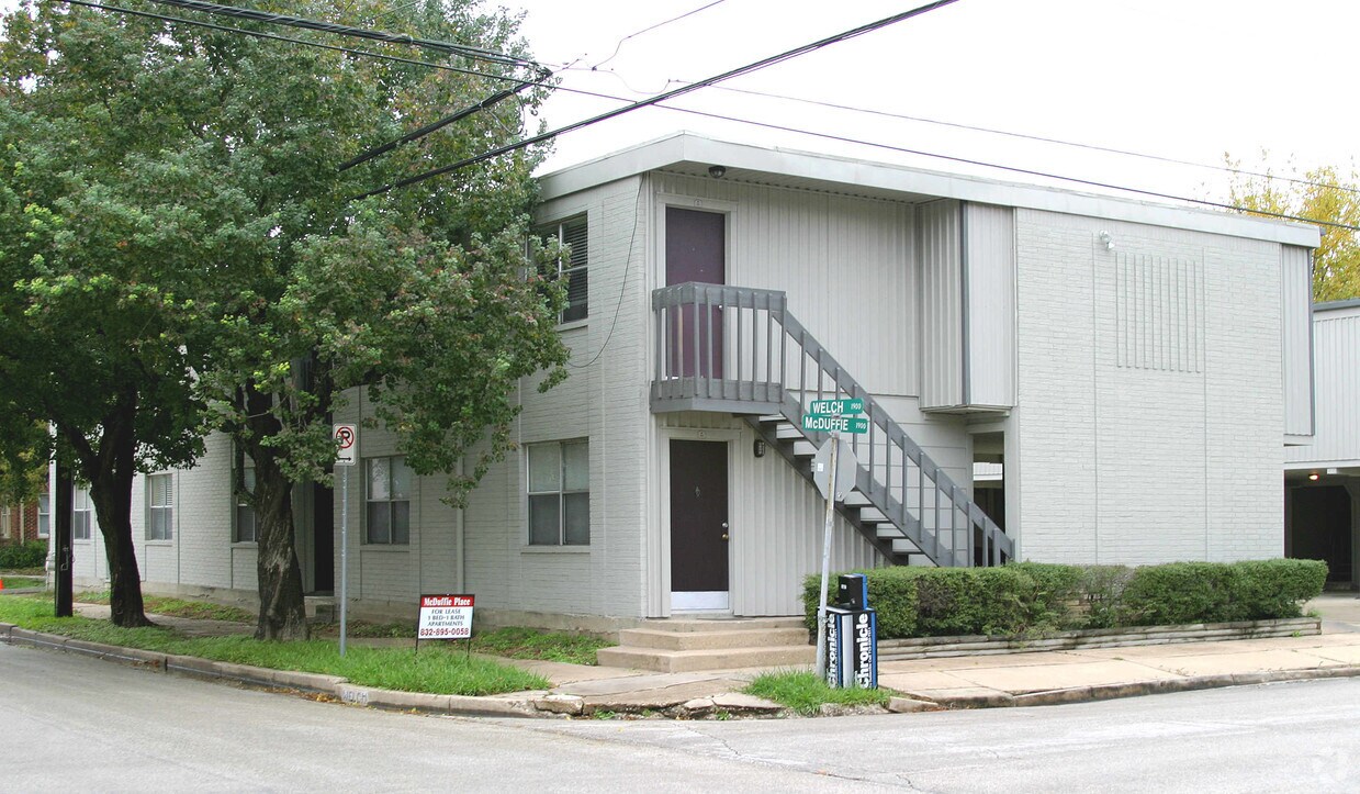 Primary Photo - Mcduffie Apartments