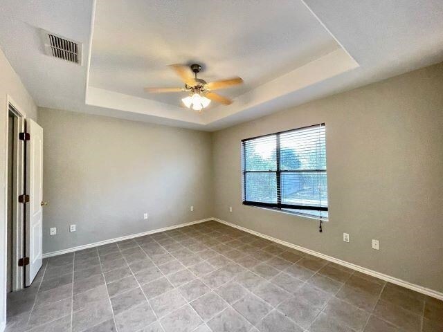Building Photo - 3702 Sereno Dr