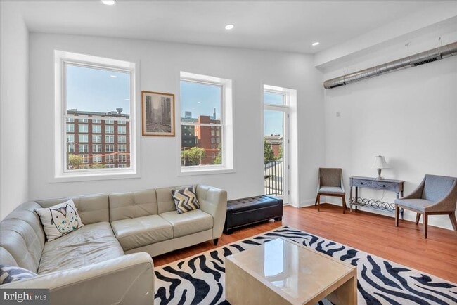 Foto del edificio - 1406 Fairmount Ave