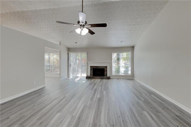 Foto del edificio - 3472 Erin Glen NW