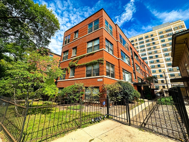 Foto del edificio - 7425 N Sheridan Rd