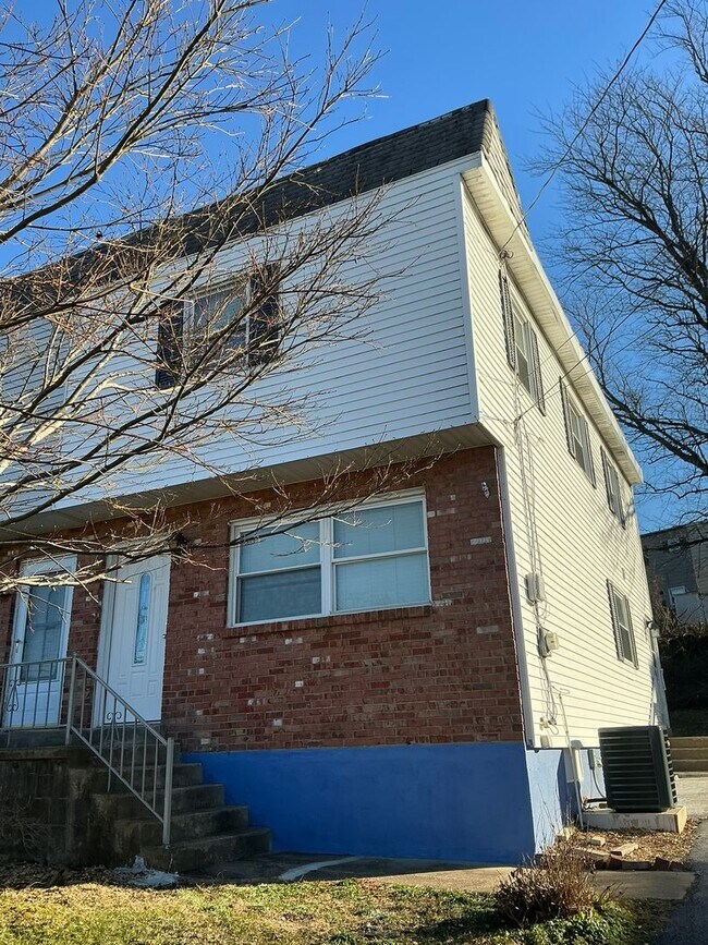 Foto del edificio - 604 Erford Rd