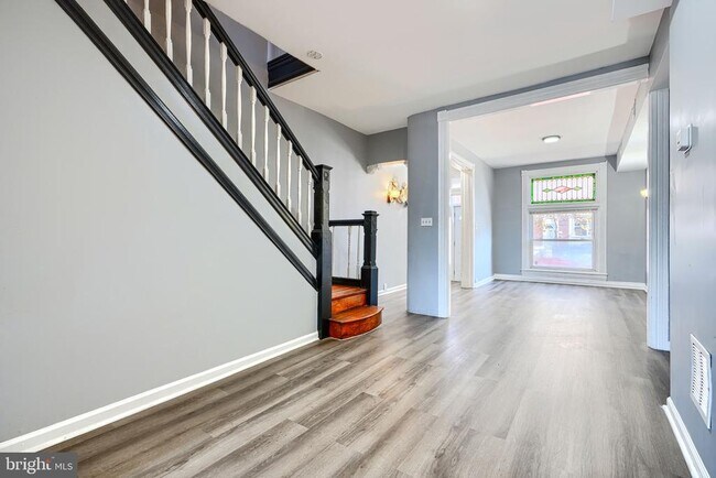 Foto del edificio - 424 N Linwood Ave