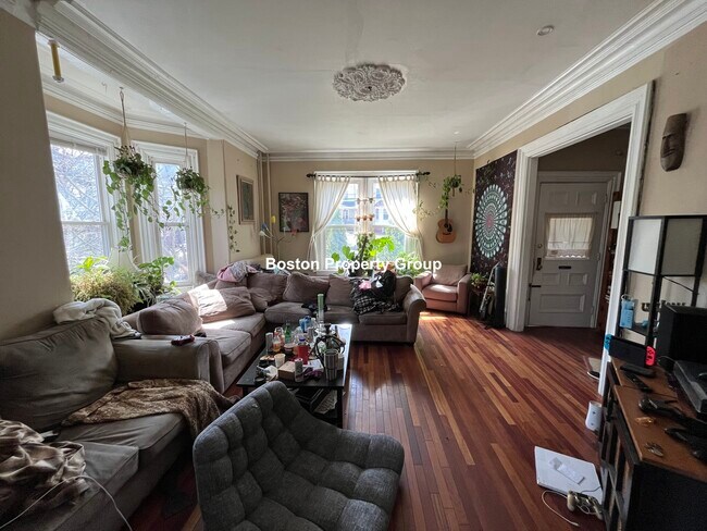 Foto del edificio - 3 Sparhawk St