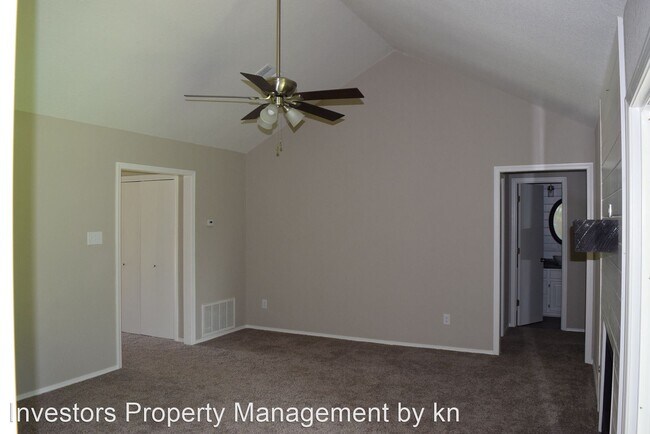 Building Photo - 3 br, 2 bath House - 700 Cedar Lane