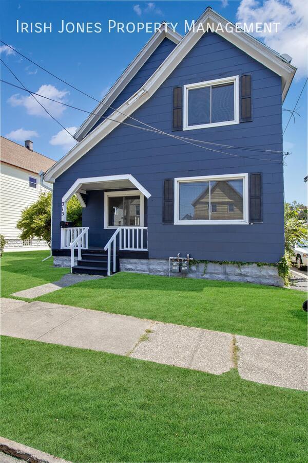 Building Photo - 313 Fenton St