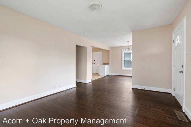 Building Photo - 3 br, 1.5 bath House - 601 Elmira Ave