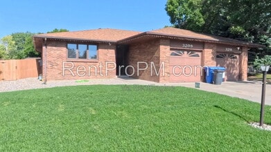 Building Photo - 3209 White Elm Ct