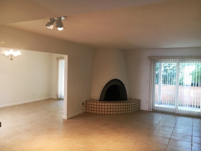 Foto del edificio - 4846 E Placita Arenosa