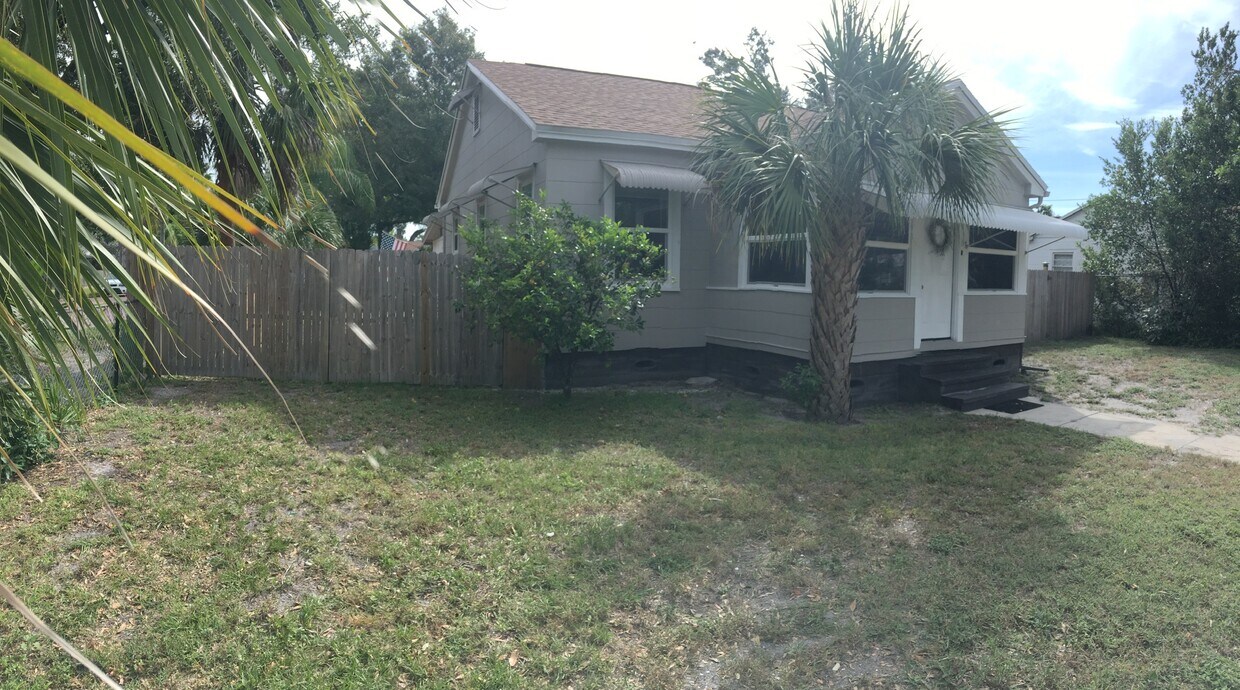 Primary Photo - 131 36th St N
