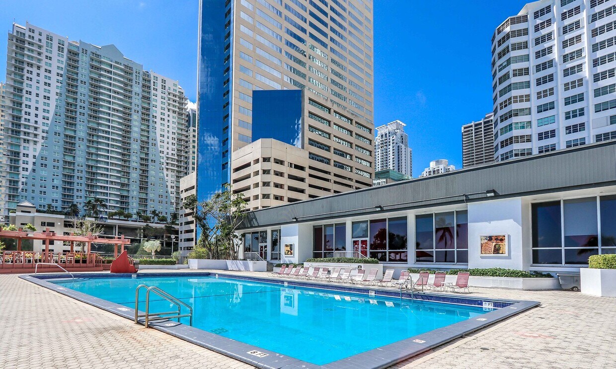 Foto principal - 999 Brickell Bay Dr