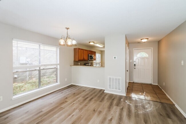 Foto del edificio - 3630 Red Fir Dr