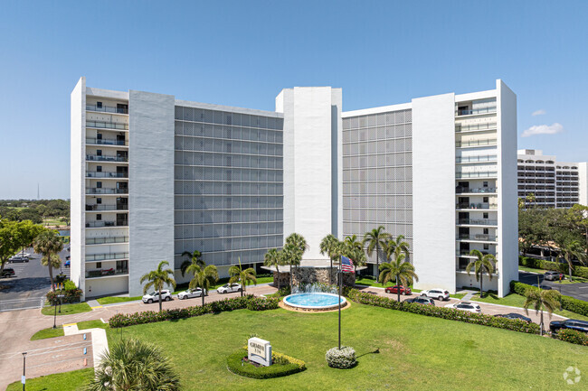 Gemini Club Condominiums